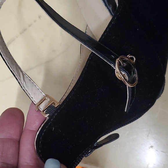 Unknown Shoemaker Velvet Black Patent Leather Ankle Strap Sandals 8.5 - Picture 8 of 10